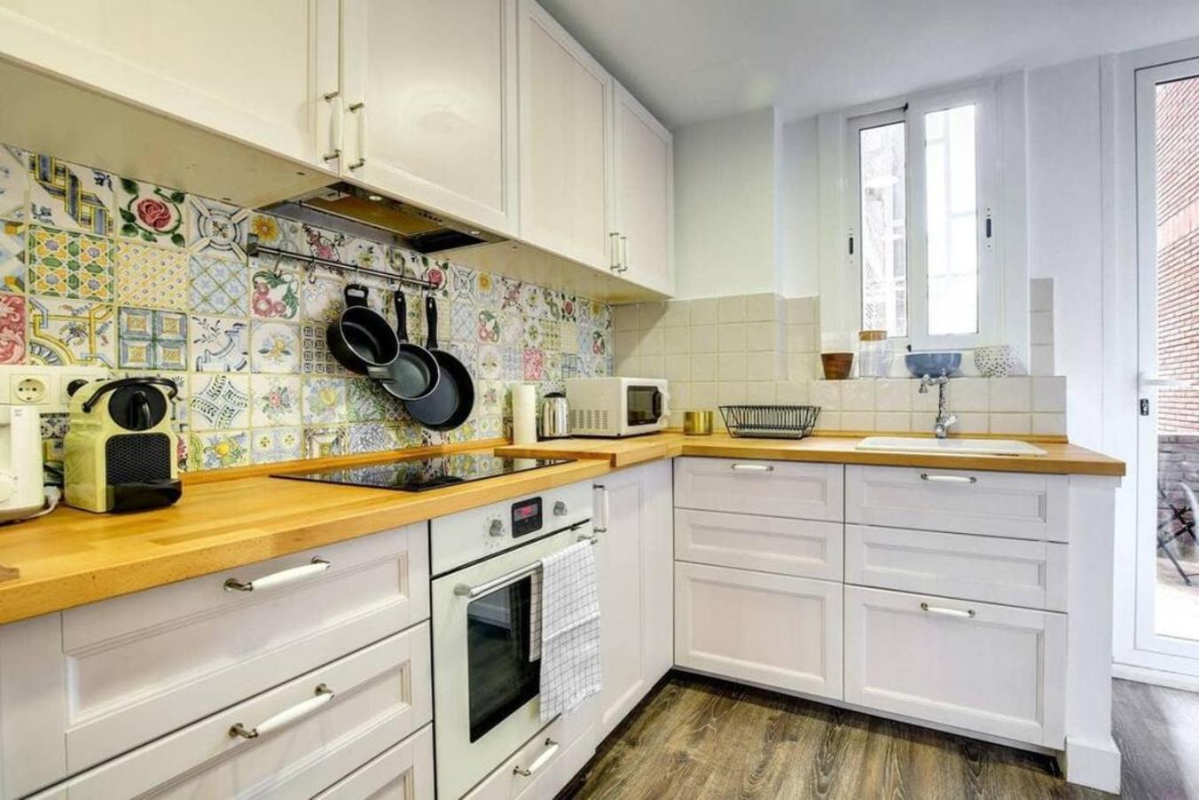 Colorful With Cozy Terrace In Gracia Διαμέρισμα Βαρκελώνη Εξωτερικό φωτογραφία